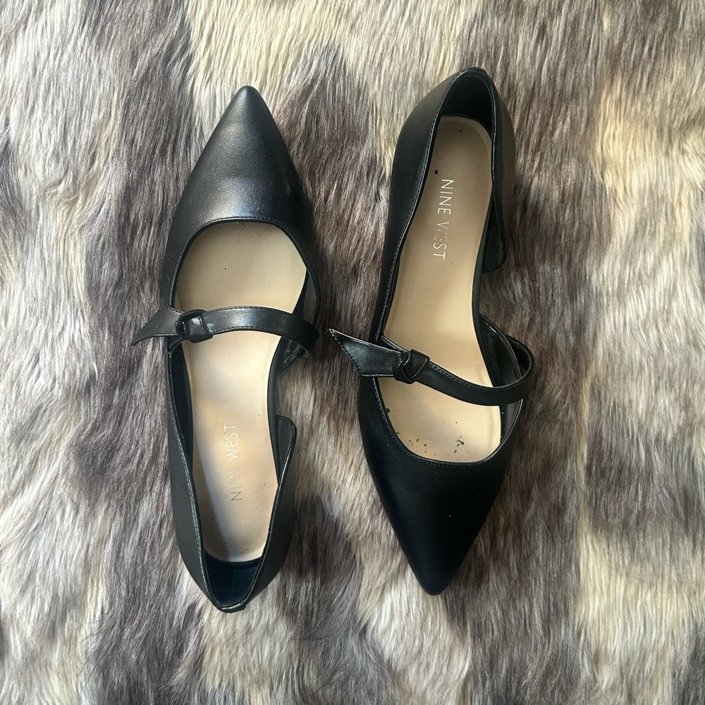 Nine West Black Pointed Mary Jane Flats with Strap